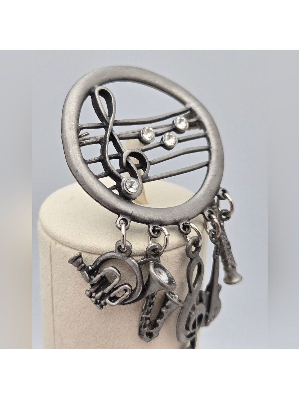 Pewter Musical Brooch Dangling Instruments Notes Figural Pin - Picture 3 of 8